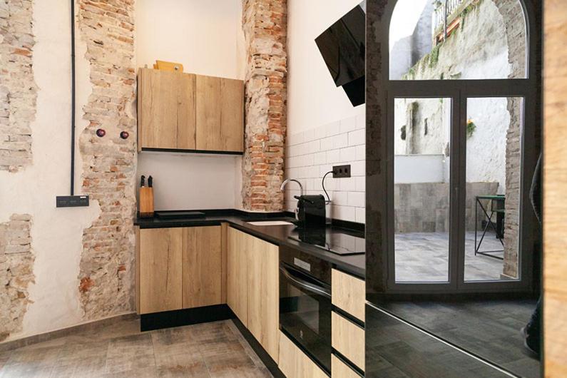 Apartamentos Bocairenthomes, En Pleno Centro De Bocairent, Con Pequena Piscina Y Parking Privado 外观 照片